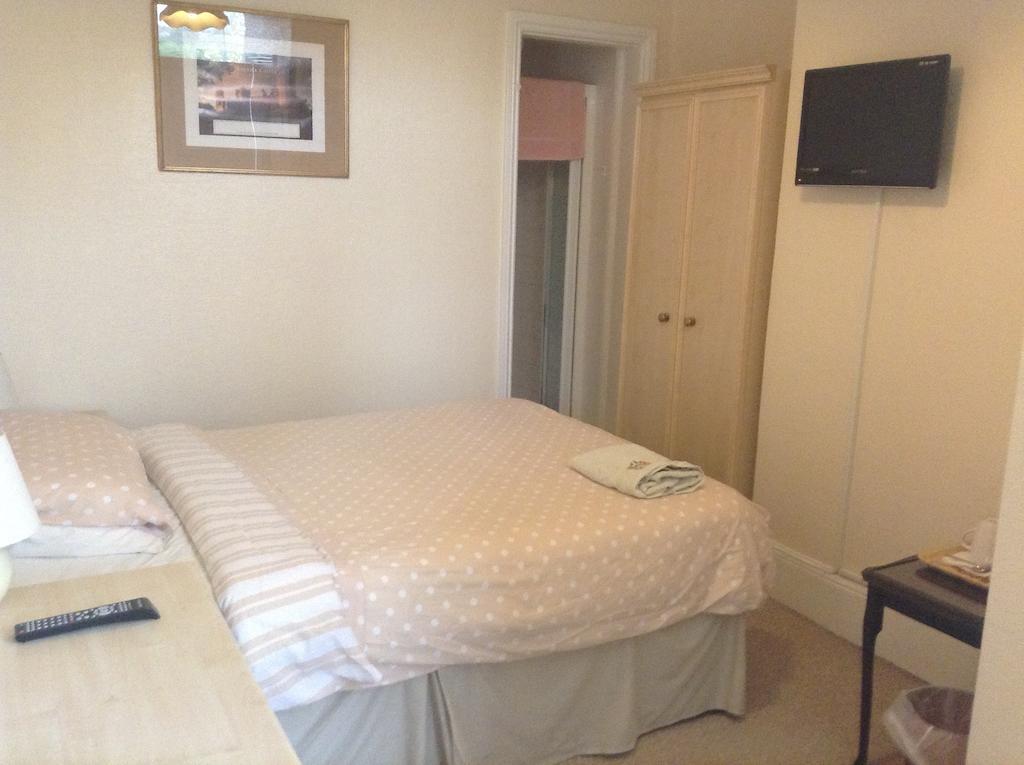 Park House Guest House Warwick  Room photo